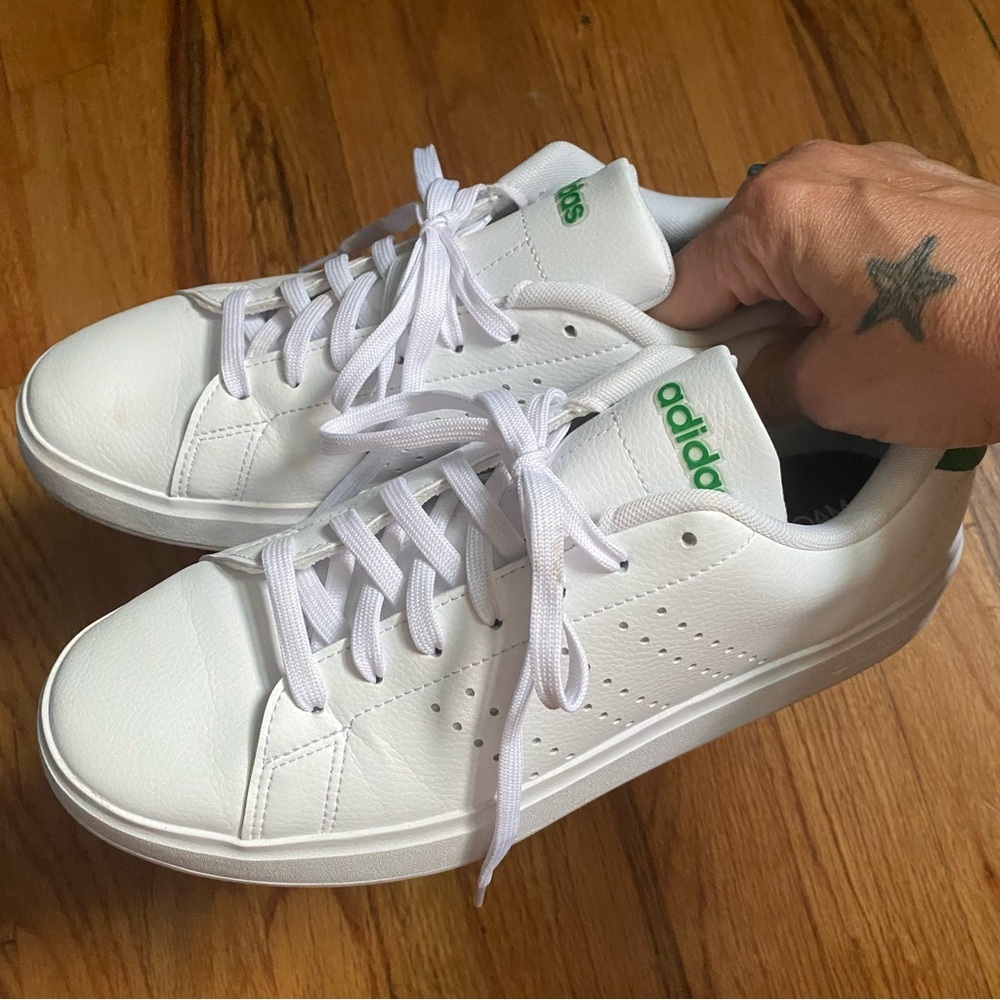 White Green Adidas Advantage 2.0 Classic Sneaker 9 Cloudfoam Comfort Preppy